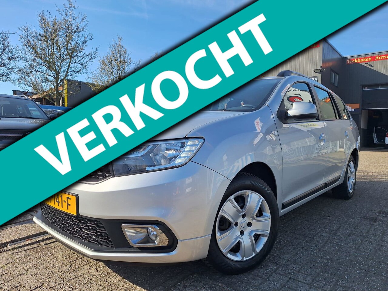 Dacia Logan MCV - 0.9 TCe Laureate | Nwe APK | Airco | Trekhaak - AutoWereld.nl