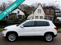 Volkswagen Tiguan - 1.4 TSI Sport&Style 161pk 2e eig. Clima Navi Trekhaak 1800kg