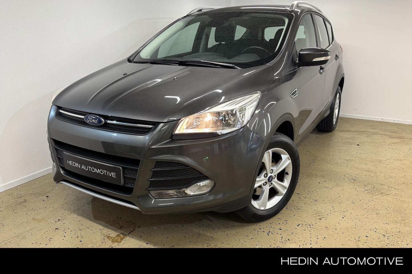 Ford Kuga - 1.5 Trend Navigatie | Parkeersensoren | dealeronderhouden - AutoWereld.nl