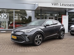 Toyota C-HR - 1.8 HYBRID DYNAMIC ALL-SEASON BANDEN STOELVERW. DODEHOEKDETECTIE KEYLESS LED KOPLAMPEN PAR