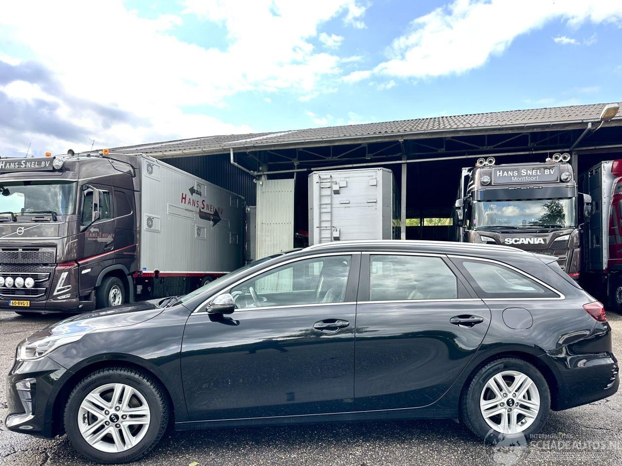 Kia Cee'd Sportswagon - Ceed 1.5 T-GDi 160pk DynamicLine - nap - navi - camera - line assist - carplay - pdc - tre - AutoWereld.nl