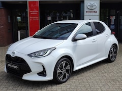 Toyota Yaris - 1.5 Hybrid 115 DYNAMIC STOEL/STUURVERW BLIND SPOT PARK-SENSOREN 16'' LM-VELGEN KEYLESS CAM