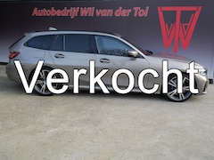 BMW 3-serie Touring - 330i HIGH EXECUTIVE | M-SPORT | PANO | H/K | LASER | TREKHAAK | 1e EIGENAAR