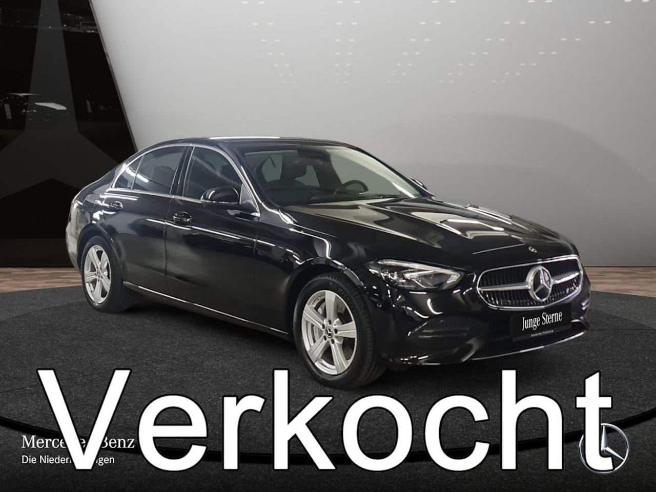 Mercedes-Benz C-klasse - 300e AVANTGARDE ** HIGH LED, NAVI+, MEMORY, CAMERA, ALARM ** 1e EIG - Ex MB-AG - UNFALLFRE - AutoWereld.nl