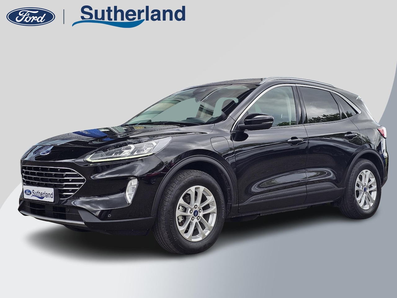 Ford Kuga - 2.5 PHEV Titanium X Wegklapbare trekhaak | 1.500 kg trekvermogen | Camera v+a | Half leder - AutoWereld.nl