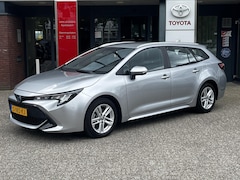 Toyota Corolla Touring Sports - 1.8 Hybrid ACTIVE CAMERA CLIMA AD-CRUISE LM-VELGEN 16" APPLE/ANDROID 4S-BANDEN NL-AUTO NAV