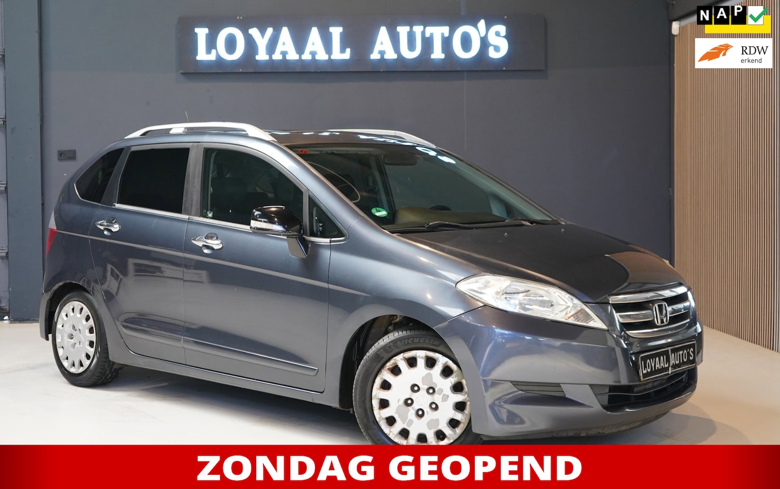 Honda FR-V - 1.7i Comfort | AIRCO | ELEK.RAMEN | APK | NAP. - AutoWereld.nl