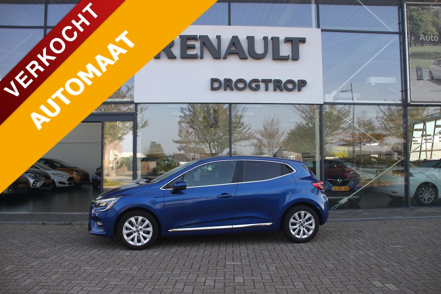 Renault Clio - 130PK-INTENS-AUTOM-92DKM-LEDER-CAMERA-TREKH- - AutoWereld.nl