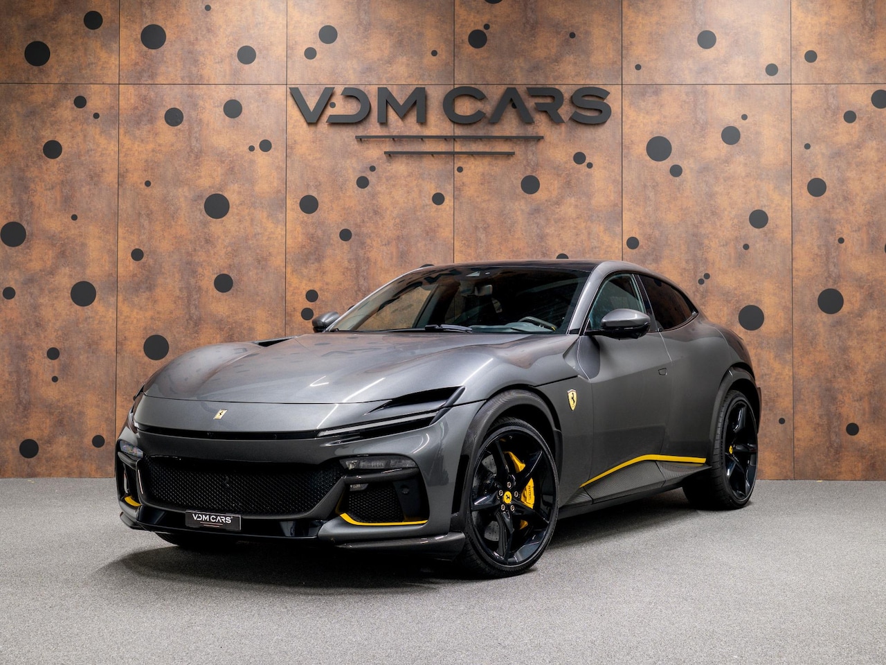 Ferrari Purosangue - 6.5 V12 | Vol Carbon | Novitec | Full PPF | Historical Colour | - AutoWereld.nl