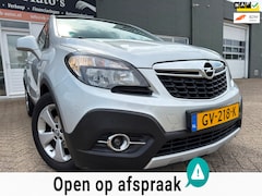 Opel Mokka - 1.4 T Cosmo van 2de Eig met parkeersensoren en trekhaak en bluetooth telefoon en cruise co