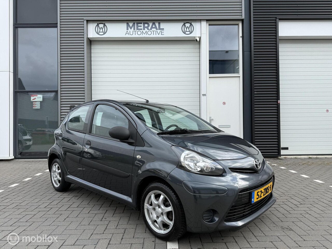 Toyota Aygo - 1.0 VVT-i Comfort 5drs Airco NAP Apk LM - AutoWereld.nl