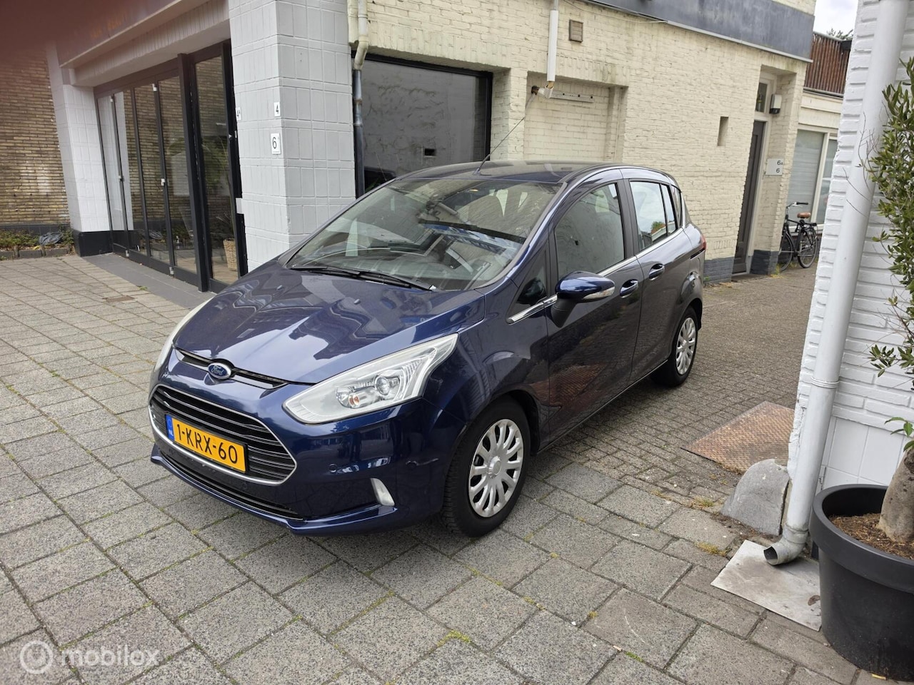 FORD B-MAX