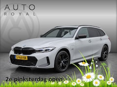 BMW 3-serie Touring - 320e M-SPORT | PANORAMADAK| LEDER SPORT INTERIEUR| HEAD-UP DISPLAY| BORDENHERKENNING| DODE