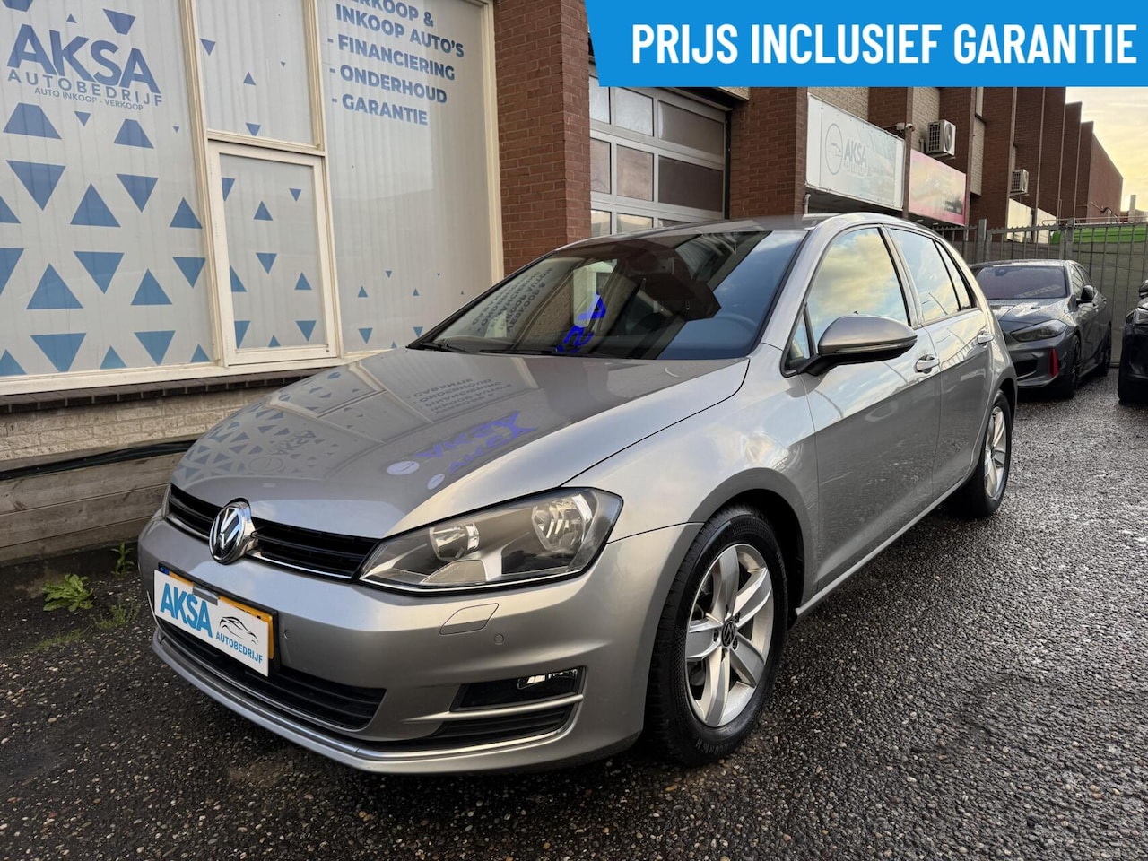 Volkswagen Golf - 1.4 TSI 125pk Highline DSG Alcantara ACC Keyless Garantie - AutoWereld.nl