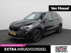 BMW X1 - sDrive20i Executive AUTOMAAT | PANORAMADAK | NAVIGATIE | CAMERA | TREKHAAK