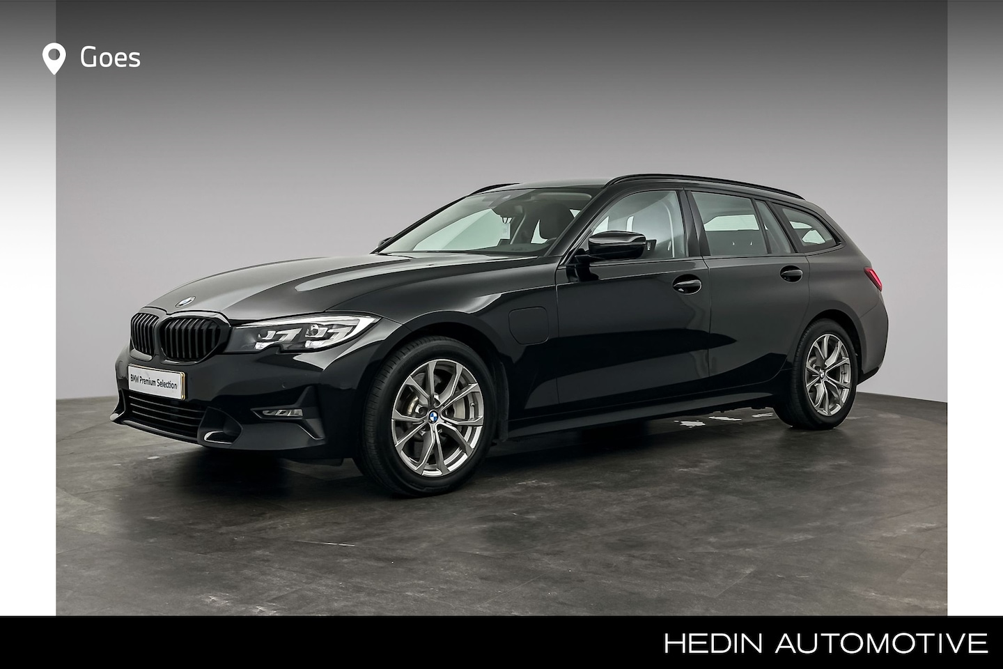 BMW 3-serie Touring - 330e | Trekhaak met elektrisch wegklapbare kogel | Sportstoelen voor | Elektrisch verwarmd - AutoWereld.nl