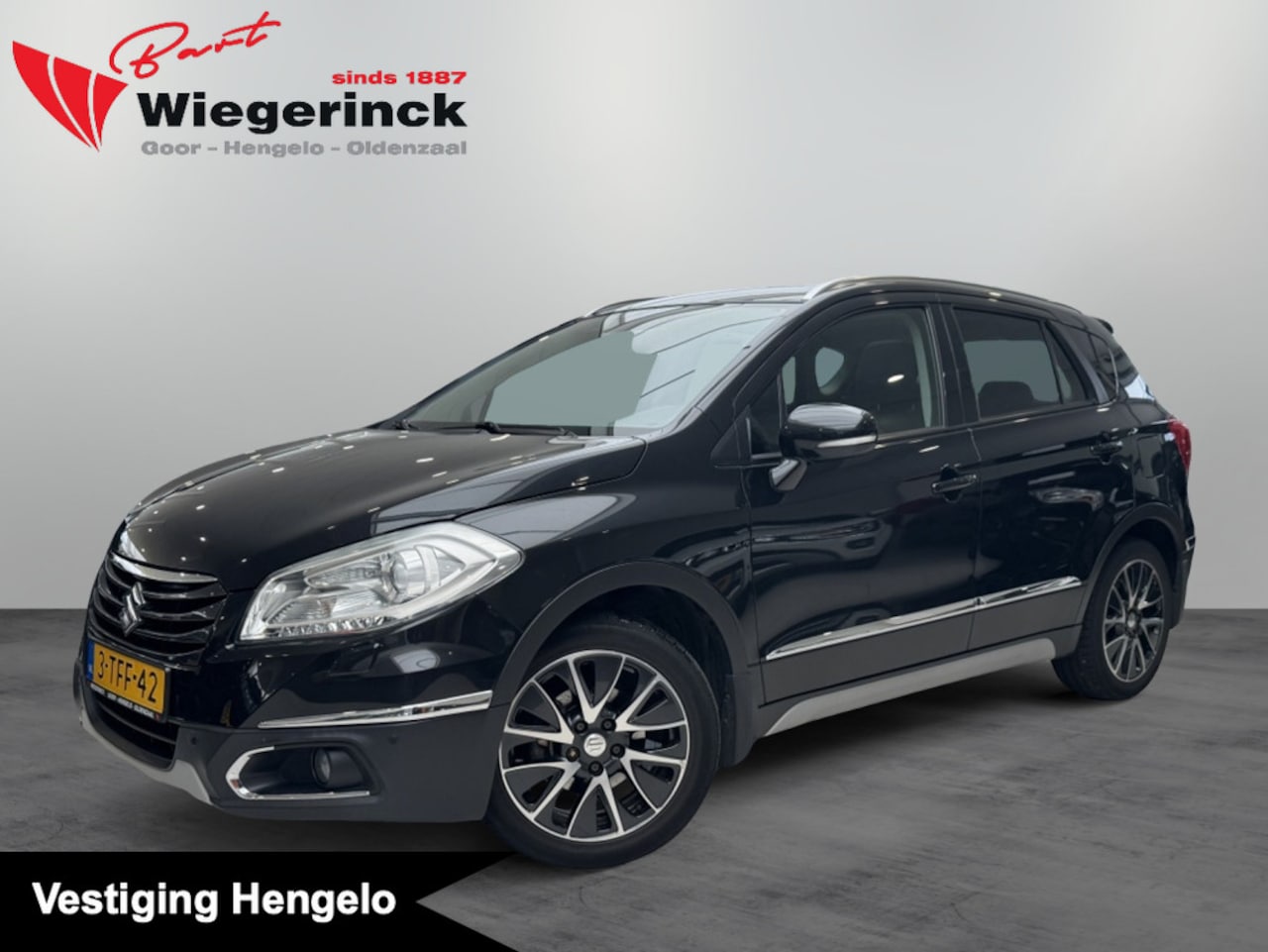 Suzuki SX4 S-Cross - 1.6 High Executive [ TREKHAAK I PANORAMADAK I NAVI I CLIMA ] - AutoWereld.nl