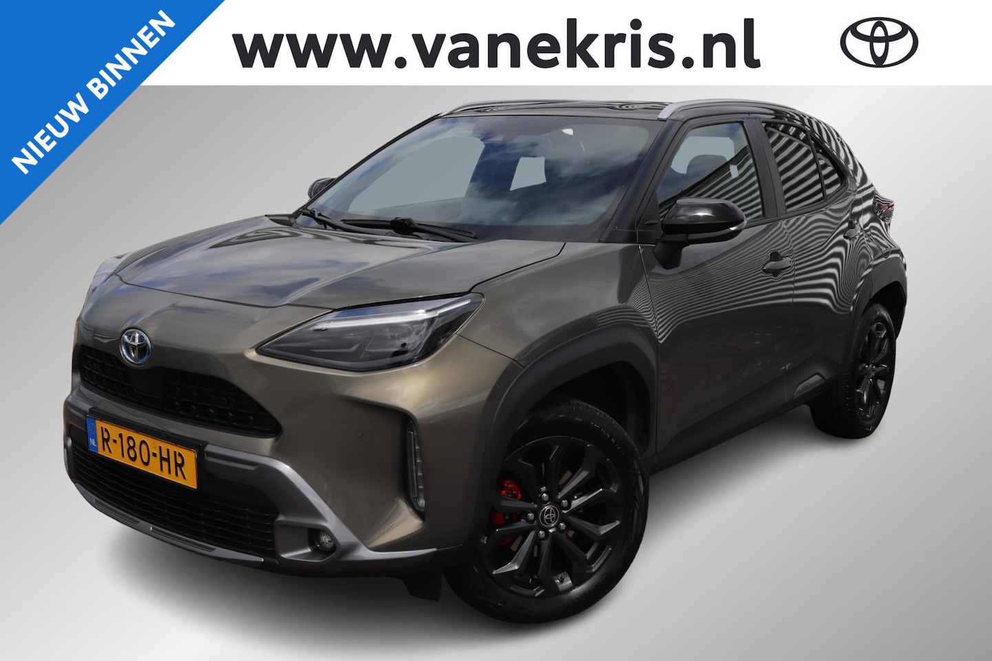 Toyota Yaris Cross - 1.5 Hybrid Explore Parkeersensoren voor en achter, Stoelverwarming, Apple Carplay/Android - AutoWereld.nl