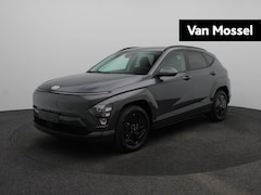 Hyundai Kona Electric - Long Range Pure Edition 64.8 kWh | Stoel -en Stuurverwarming | Achteruitrijcamera | Adapti