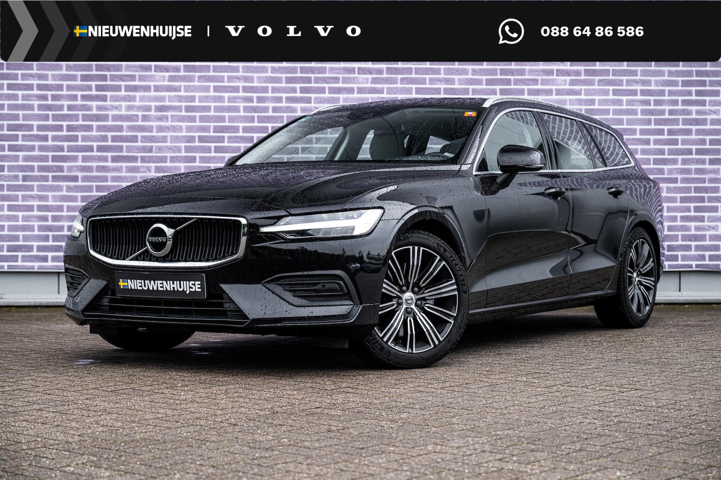 Volvo V60 - 2.0 T5 Momentum | Trekhaak | Stoel- en stuurverwarming | Standkachel | Navigatie | Elektri - AutoWereld.nl