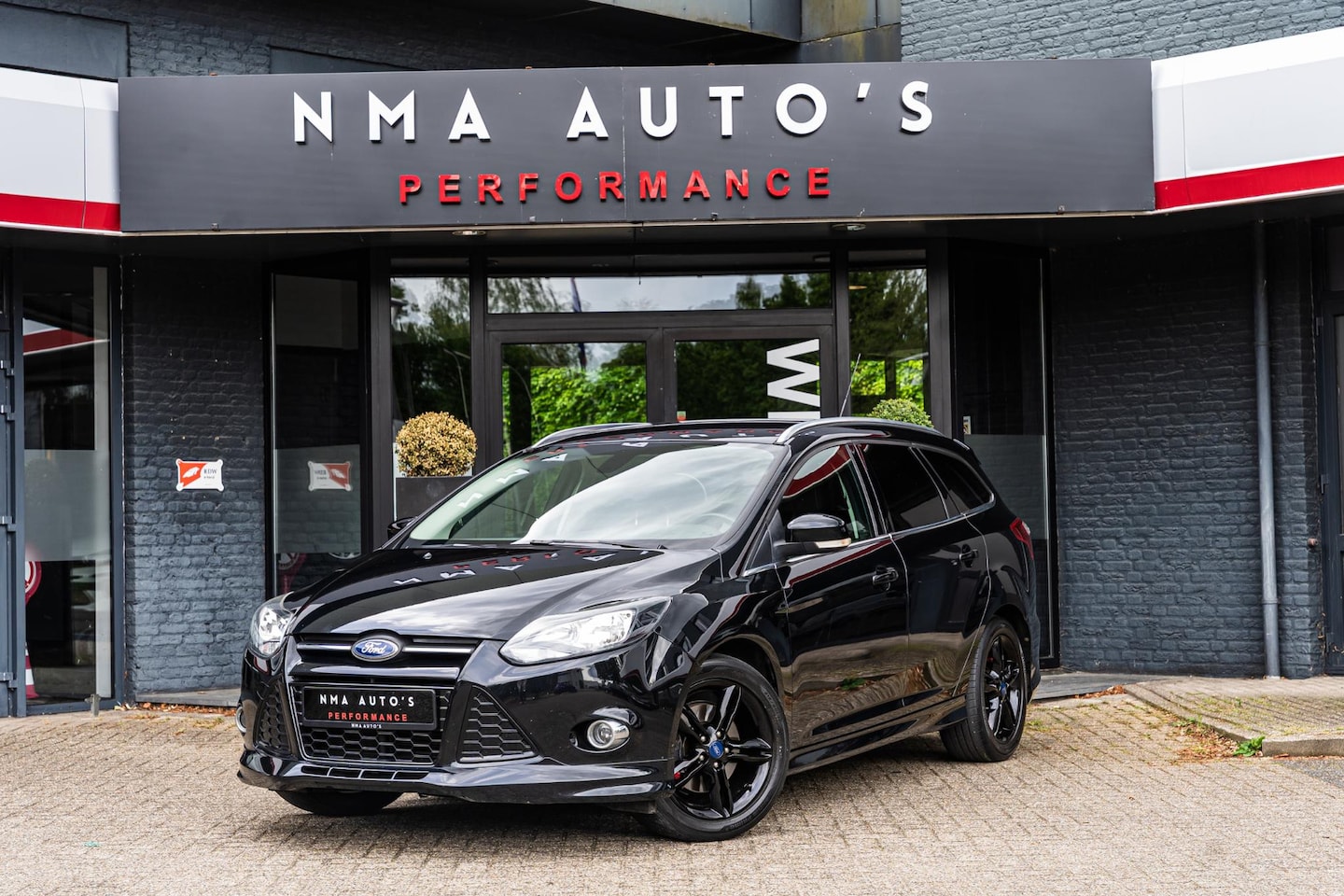 Ford Focus Wagon - 1.6 EcoBoost S 150PK / BLUETOOTH / S UITVOERING / STOELVERWARMING - AutoWereld.nl