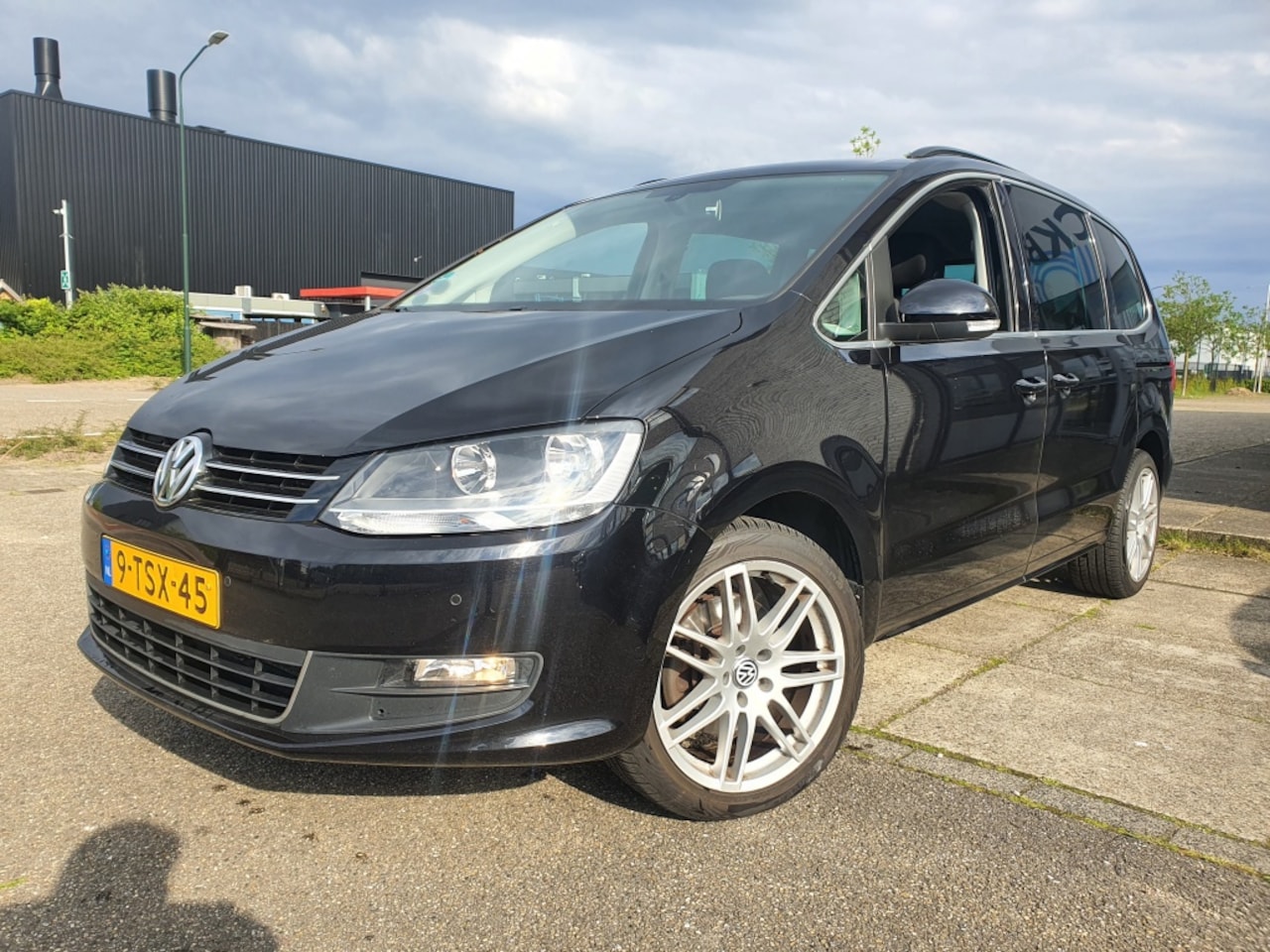 Volkswagen Sharan - 1.4 TSI Comf. Ed. 7-PERSOONS |ECC|NAVI|18"|APK|NAP|2014|ZIE TEKS - AutoWereld.nl