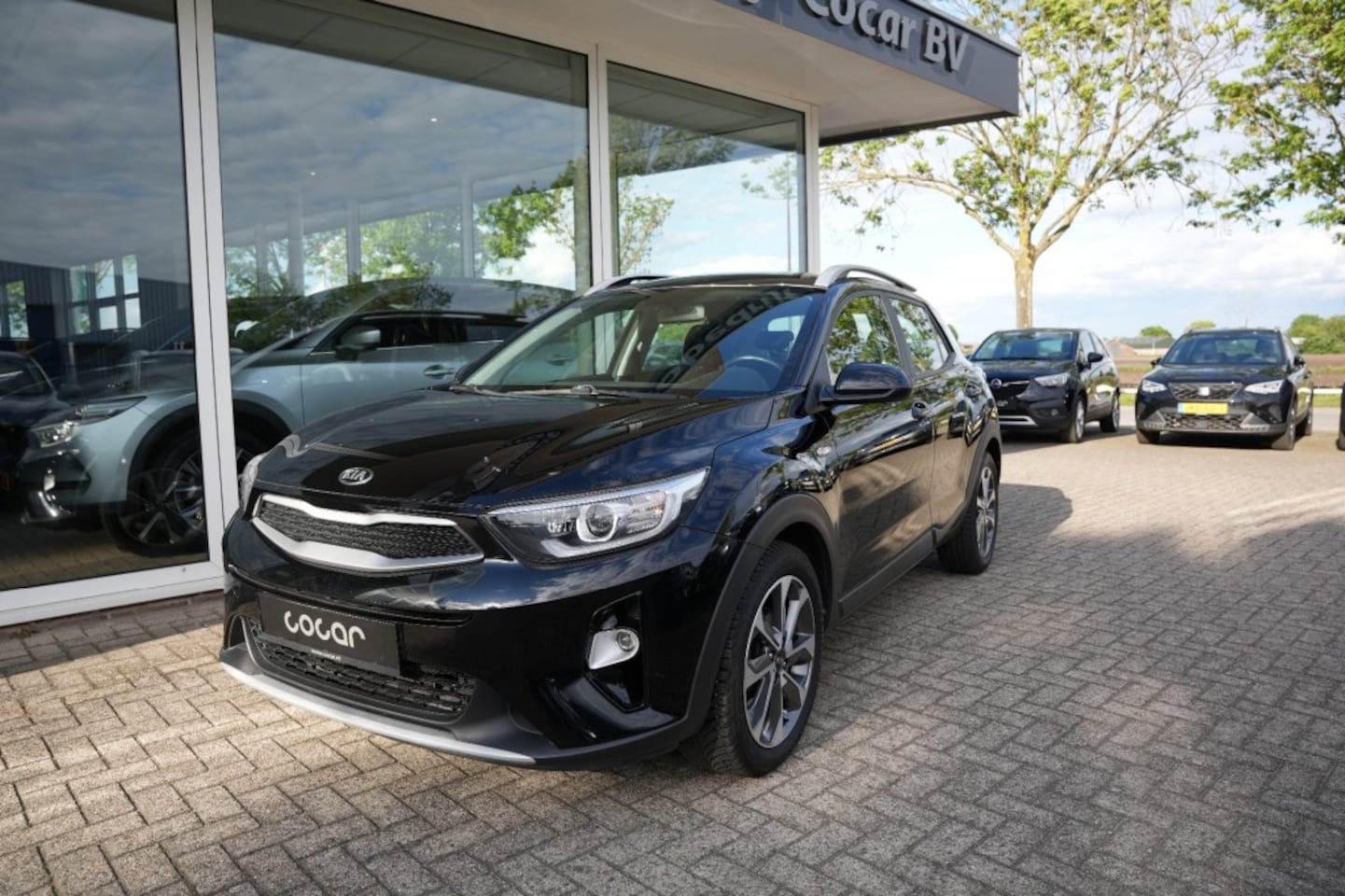 Kia Stonic - 1.0 T-GDI DynamicLine / Carplay / Airco / Navigatie / Achteruitrijcamera - AutoWereld.nl