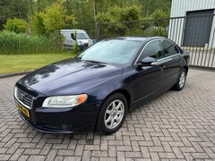 Volvo S80 - 2.5 T Momentum/LEDER/NAVI/CRUISE/PARKEERSENSOR/CRUISE