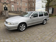 Volvo V70 - 2.5 Luxury Line 1999 Grijs, vol jaar APK