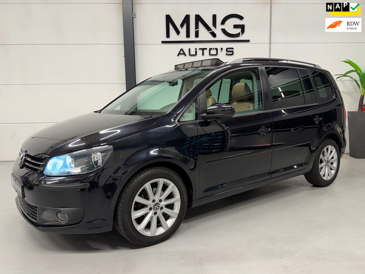 Volkswagen Touran - 1.4 TSI Comfortline 7p.|Leder|StoelVw|Cruis|VOL - AutoWereld.nl