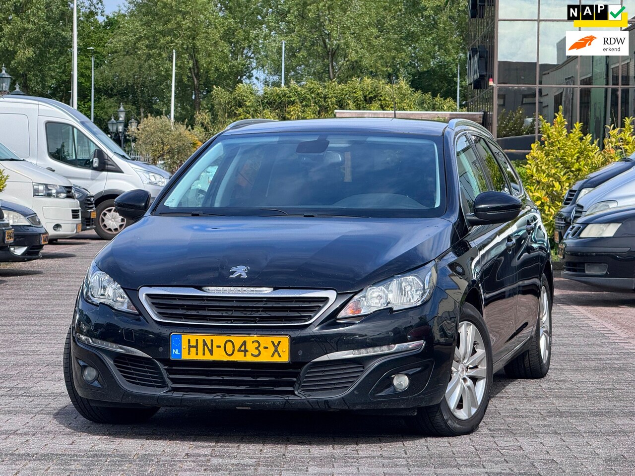 Peugeot 308 SW - 1.6 BlueHDI Blue Lease Executive Pack | Camera | Navigatie | Bluethooth | Cruise control | - AutoWereld.nl