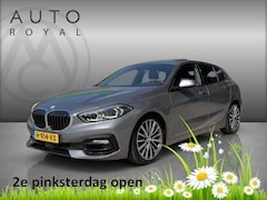 BMW 1-serie - 118i High Executive Edition PANORAMADAK | NAVIGATIE | STOELVERWARMING | CAMERA | LEDER SPO