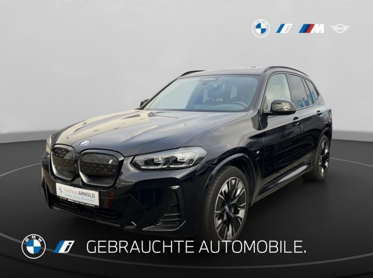 BMW iX3 - M-SPORT 80 kWh (210kW/286pk) ** LED, BRUIN LEDER, PANO, HuD, CARBON SCHWARZ, TREKH, 20-inc - AutoWereld.nl