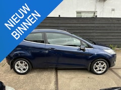 Ford Fiesta - 1.25 Titanium 140.434 KM NAP/AIRCO/TREKHAAK/NIEUWE APK