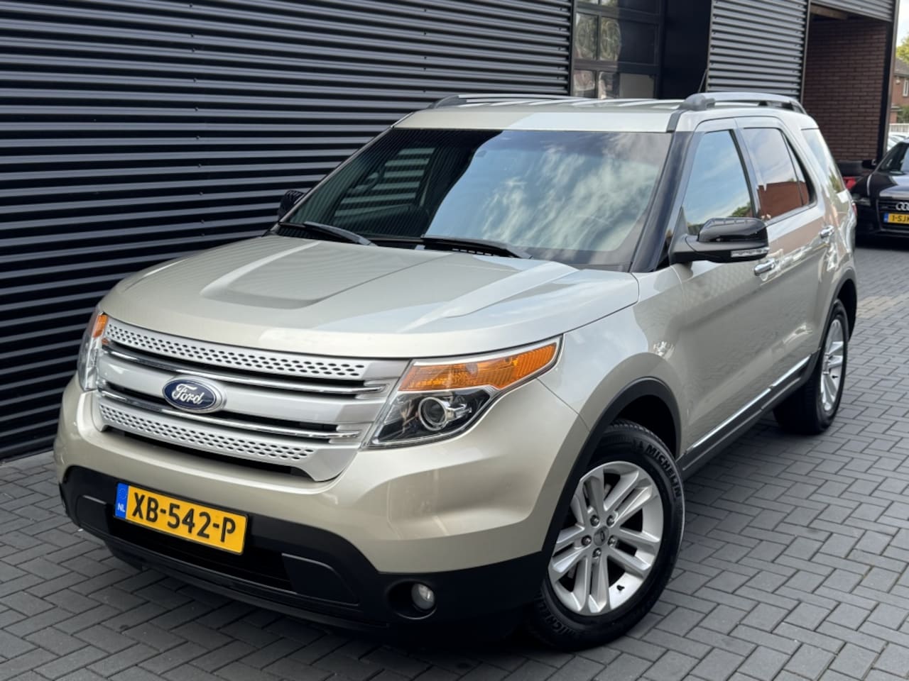 Ford Explorer - 3.5 V6 2011| LEER| CLIMA| 7PERS| CRUISE| UNIEK| TOP - AutoWereld.nl