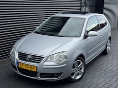 Volkswagen Polo - 1.6-16V Sportline| GRIJS| 3DRS| AIRCO| CRUISE| DAK| NAP