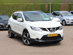 Nissan Qashqai - 1.2 Connect Edition / Trekhaak / 360Camera / Panoramadak / Keyless / Navigatie / 17'' / DA