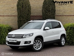 Volkswagen Tiguan - 2.0 TSI Sport&Style 4motion Pano*Leder*Camera