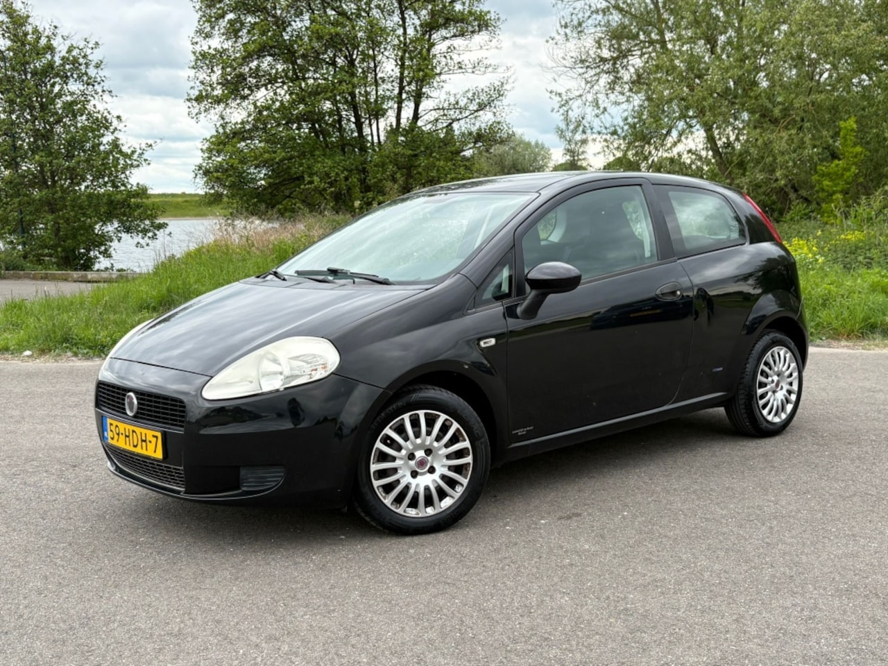 Fiat Grande Punto - 1.2 Active Airco BlueTooth Elektr Ramen APK - AutoWereld.nl