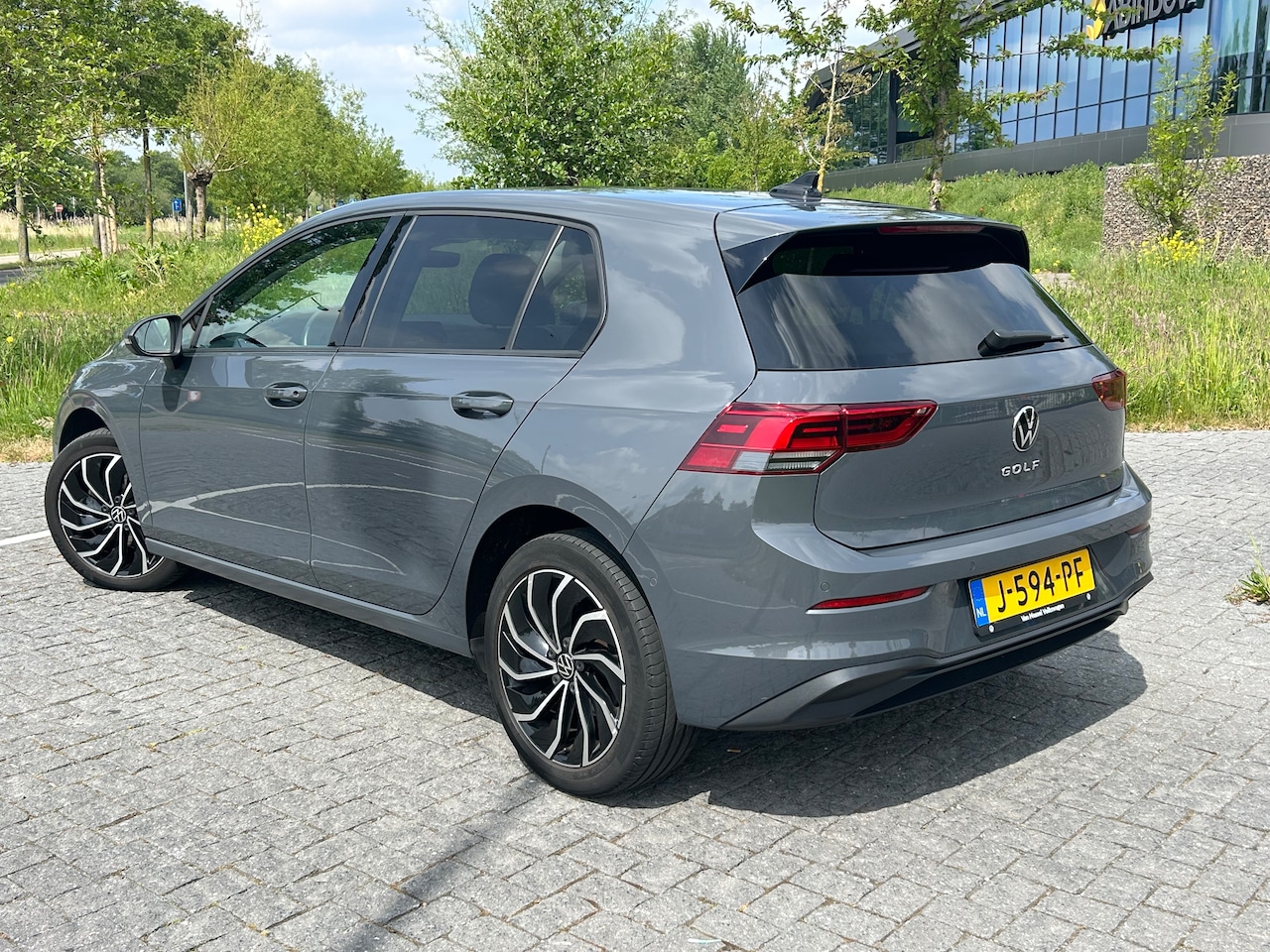 Volkswagen Golf - 1.5 TSI Life Business - AutoWereld.nl