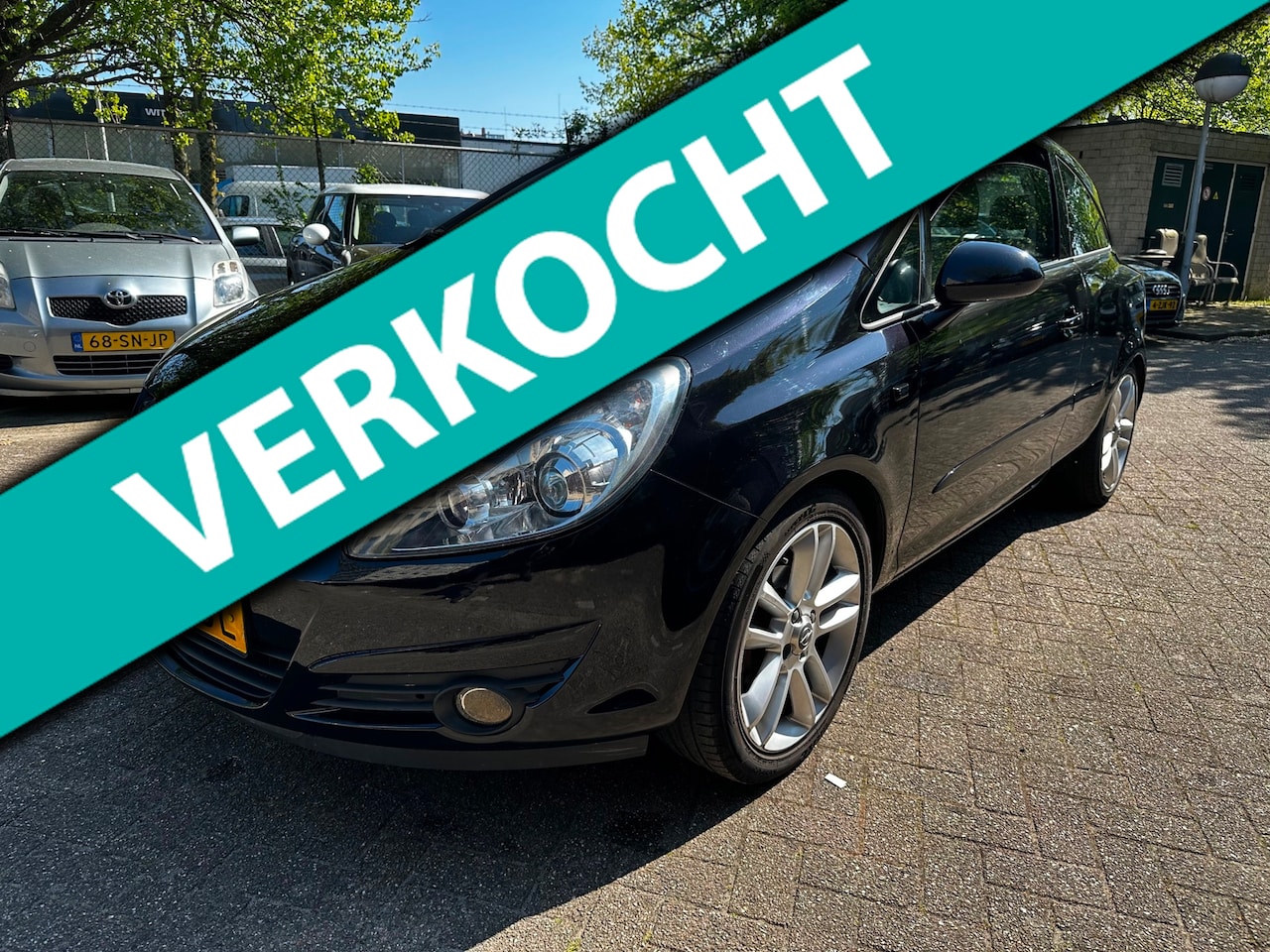 Opel Corsa - 1.4-16V Cosmo 1.4-16V Cosmo, automaat,camera,opendak - AutoWereld.nl
