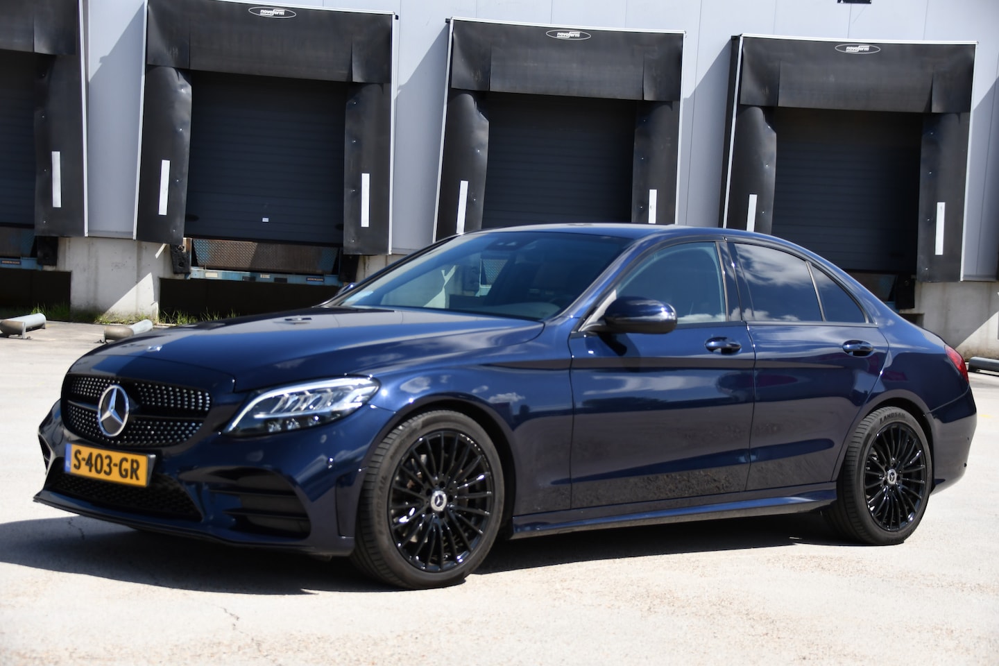 Mercedes-Benz C-klasse - 200 Premium Plus AMG Virtual, Cruise, Carplay, Stoelverwarming, Sfeer, Camera, 184pk, LED, - AutoWereld.nl