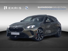 BMW 1-serie - 123 xDrive M Sportpakket Pro 19'' | Panoramadak | Elektrisch verstelbare stoelen | Harman