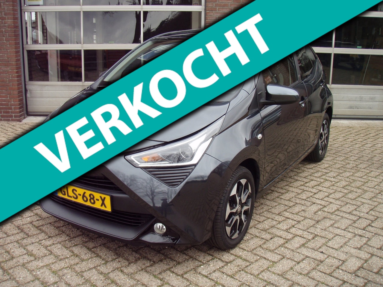 Toyota Aygo - 1.0 VVT-i x-play tel 0651503487 - AutoWereld.nl