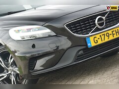 Volvo V40 - 1.5 T3 R-Design - Onyx Black - Full Led/Alcantara/Camera/Mirrorscreen