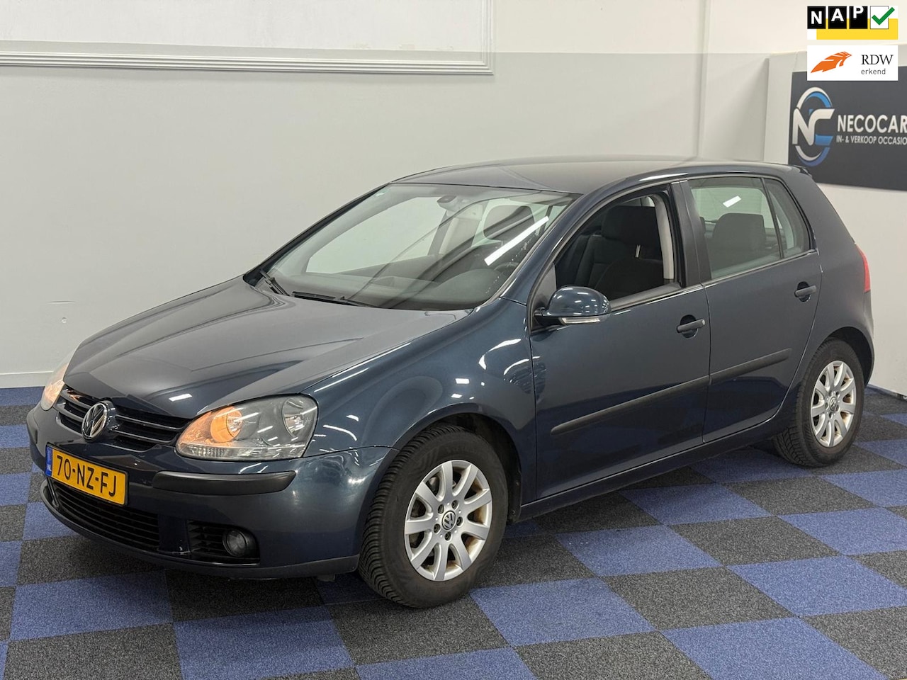 Volkswagen Golf - 1.4 FSI Comfortline / RIJDT SCHAKELT GOED / NIEUWE APK - AutoWereld.nl