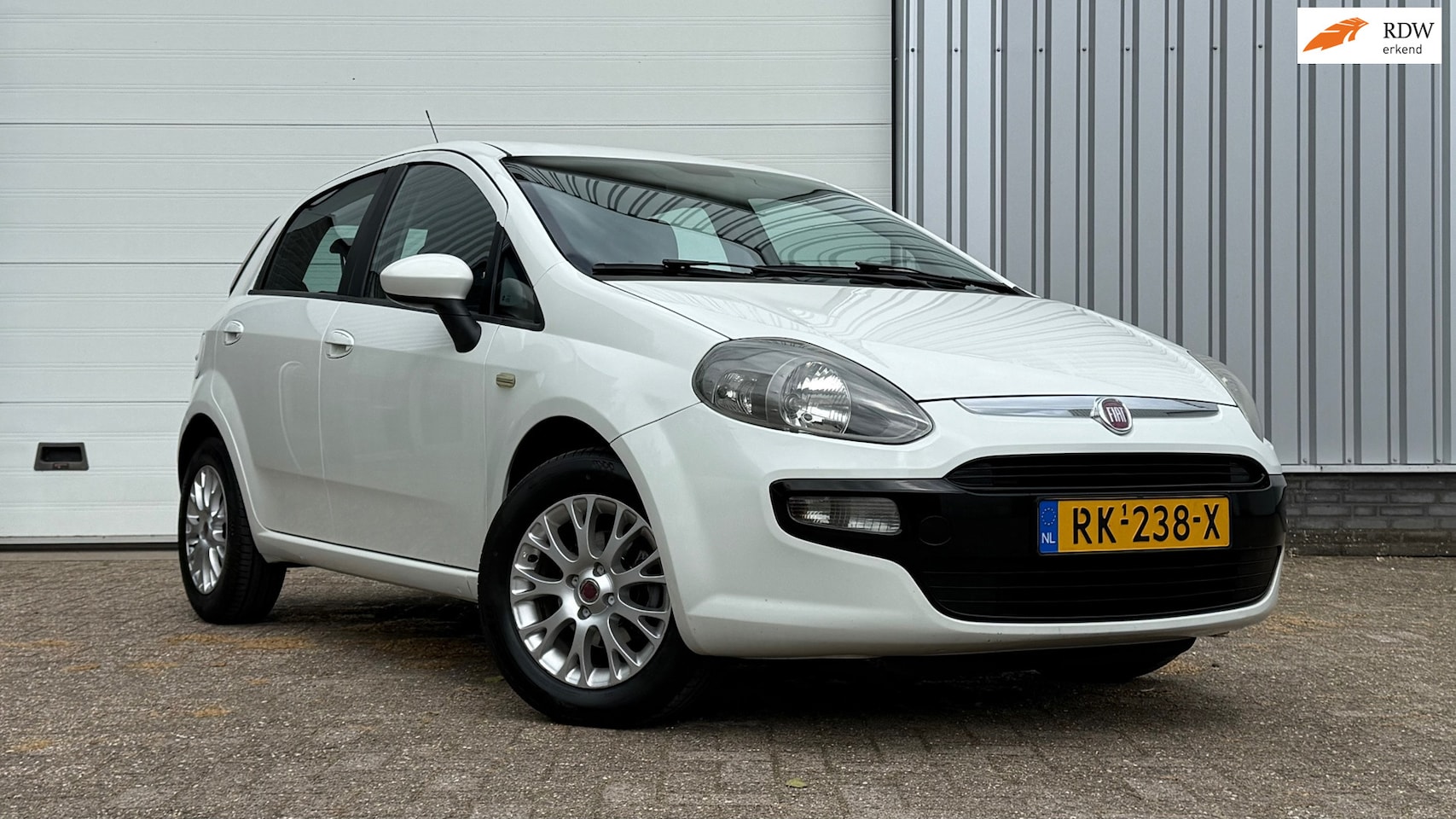 Fiat Punto Evo - 1.2 4-Cilinder | Airco | Multimedia | APK 02-2027 | Zuinig | Rijdt goed - AutoWereld.nl