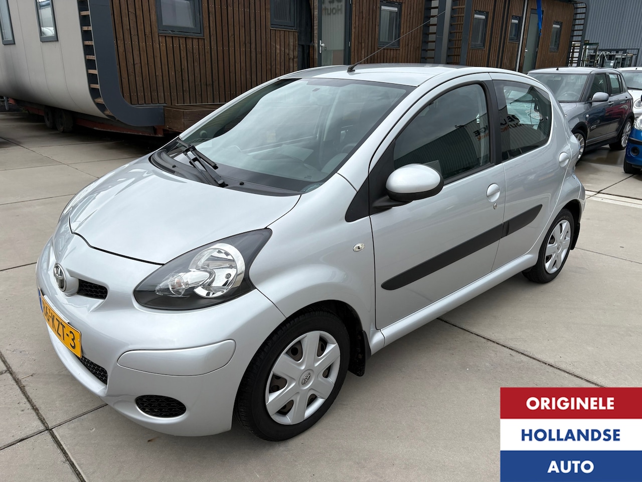 Toyota Aygo - 1.0-12V Automaat 1e Eigenaar Carplay Navi Blueth - AutoWereld.nl