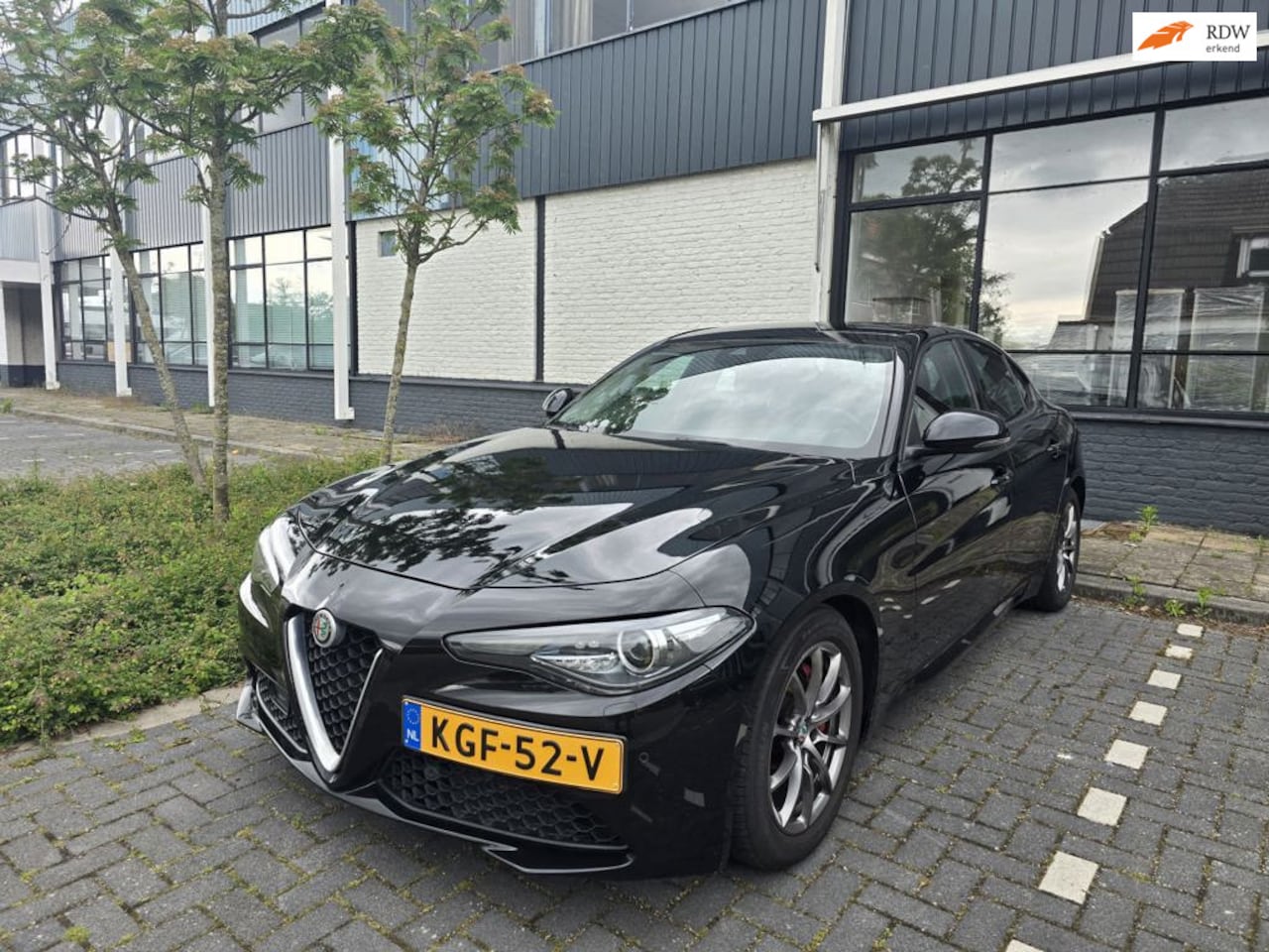 Alfa Romeo Giulia - 2.0T Super Afneembare Trekhaak Nieuwe APK & Onderhoudsbeurt - AutoWereld.nl