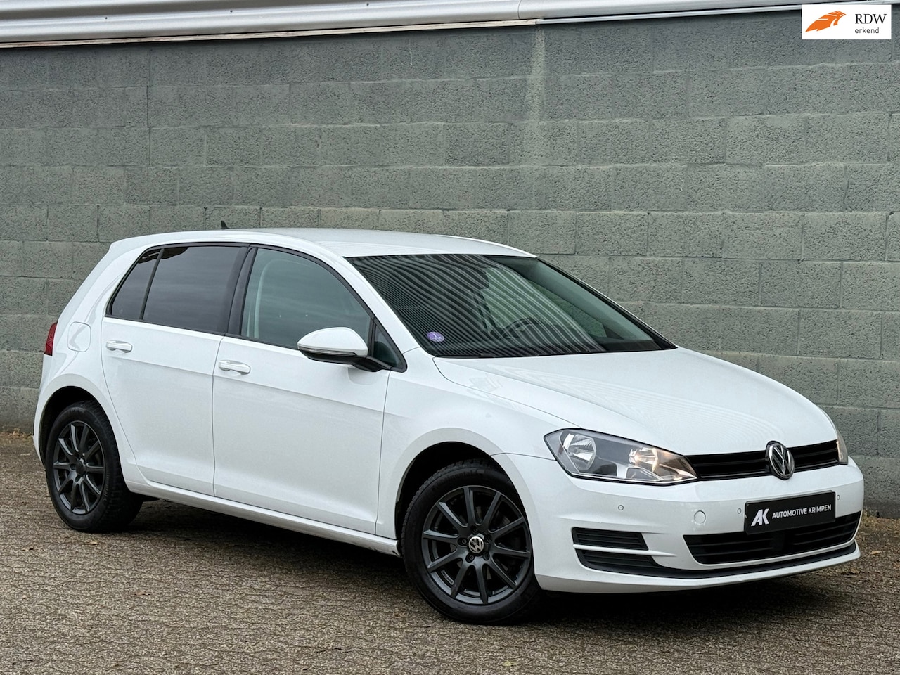 Volkswagen Golf - 1.2 TSI Trendline | 1e Eigenaar | Navi | Cruise | Front Assist | Airco | Velgen | Stuurbed - AutoWereld.nl